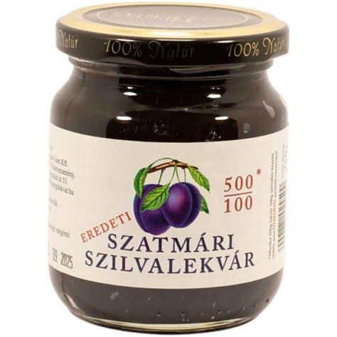 Főzött szilvalekvár üvegekben