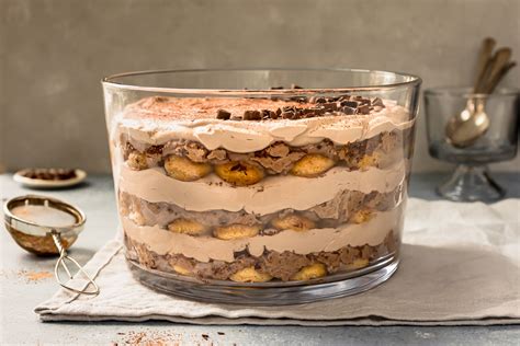 Banános-karamellás tiramisu-trifle rétegezve