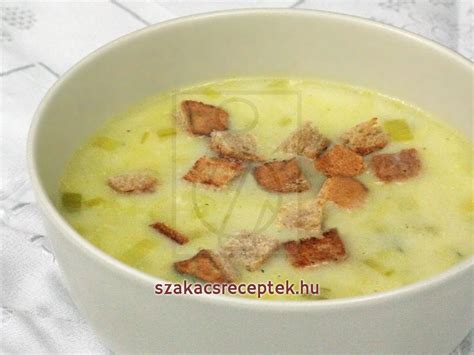 Tejes poharak és tejjel készült ételek