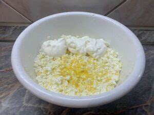 Friss túró és citromhéj