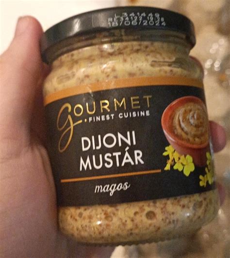 Dijoni mustár különböző változatokban