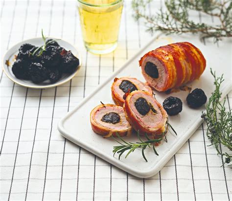 Aszaltszilvás sertésszűz tálalva