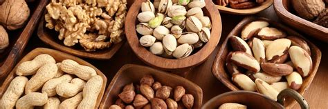 különféle magvak: dió, mogyoró, mandula