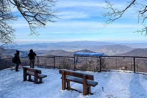 Dobogókő kilátója és a Dunakanyar panorámája