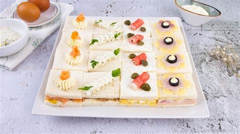 tramezzini különféle töltelékekkel