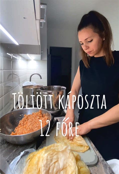 frissen felkockázott sertéshús egy tálban a konyhapulton