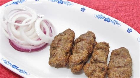 Csevapcsicsa grillezés közben