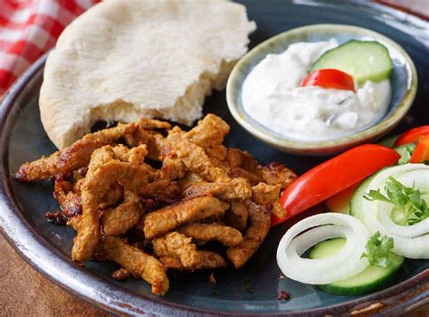 Gyros hústorony felépítése és előkészítése