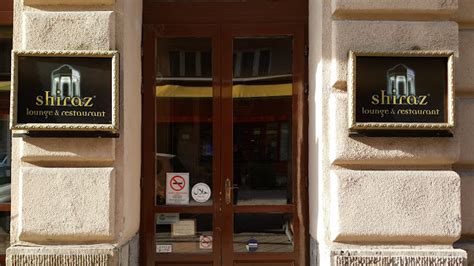 Shiraz Étterem nemzetközi és észak-afrikai ételek választéka