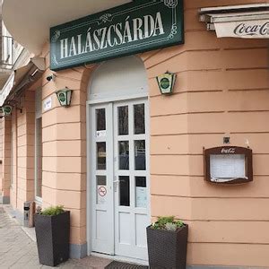 A Solti Halászcsárda bejárata