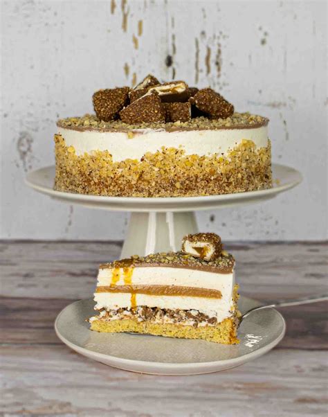 Mogyorós karamell Toffifee torta