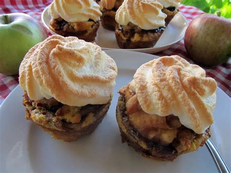 Máglyarakás muffin egy tálon