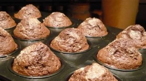Máglyarakás muffin készítésének folyamata lépésről lépésre