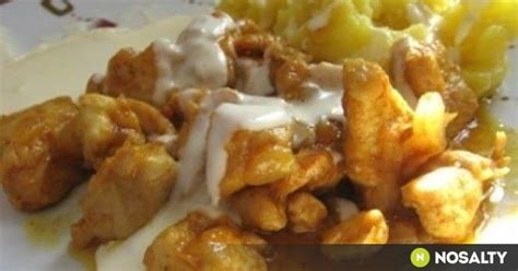 Pácban pihenő csirkemell kockák