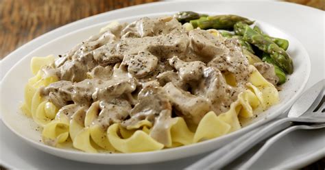 krémes stroganoff bélszín tálalási javaslat