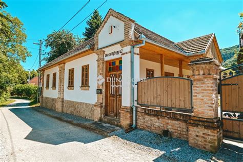 Hagyományos családi ház Baranya megyében