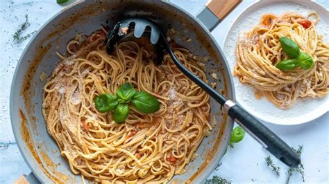 Martha Stewart egyedényes tészta receptje