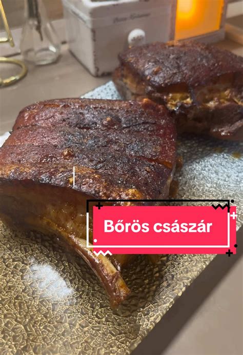 Fűszerezett császárhús bőrrel
