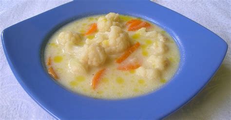 Különböző karfiol leves változatok
