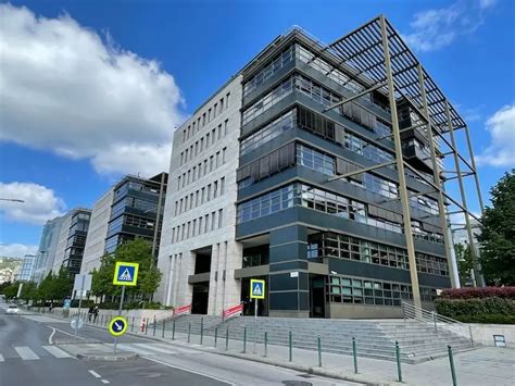 MOM Park Towers belső udvara