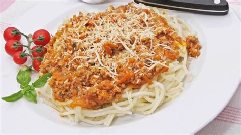 hagyományos bolognai ragu friss alapanyagokból