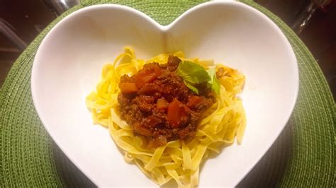 hagyományos tagliatelle bolognai szósszal