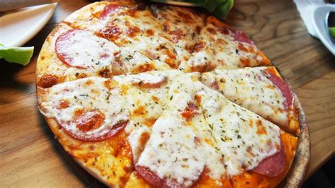 pizza-készítés