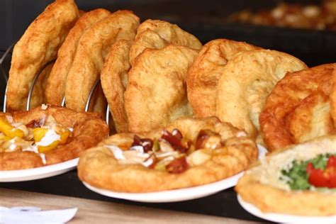 Lángos stand New Yorkban, Prepuk Zsolt kínálatával