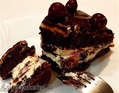 Meggyes-mascarponés krémtorta rétegek