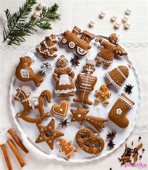 karácsonyi mézeskalácsok és töltött puszedlik