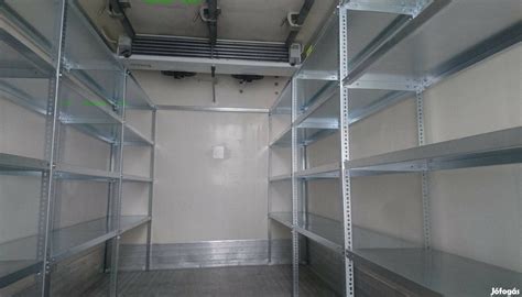 Hűtőkamra kenyértésztákkal