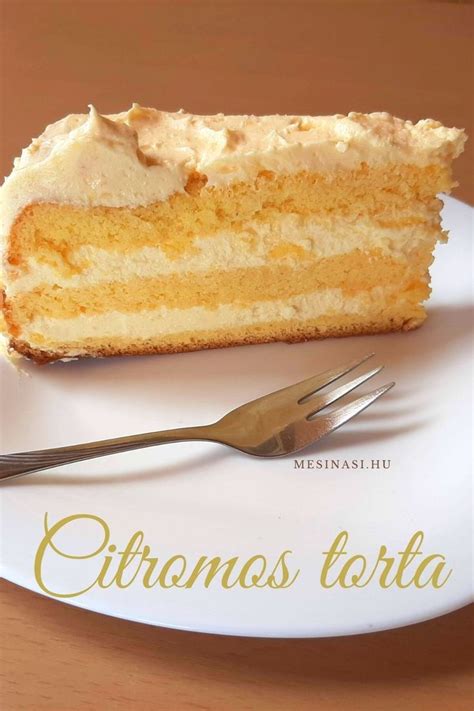 Szeletelt citromos torta mázzal