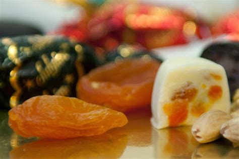 egészséges, aszalt gyümölcsökből és magvakból készült bio szaloncukrok