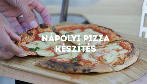 Nápolyi pizza készítése kemencében