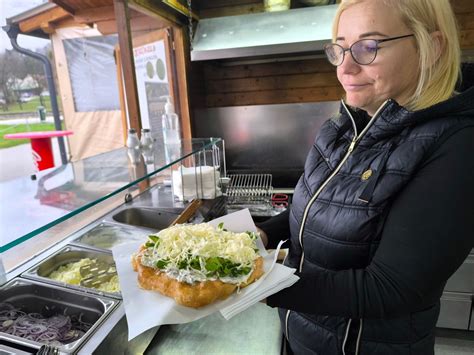 Lángos karácsonyi vásárban Németországban