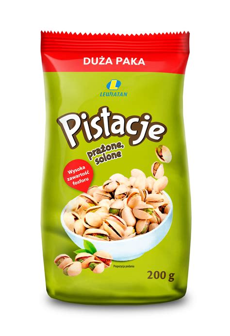 Sós rágcsálnivalók válogatása egy tálon