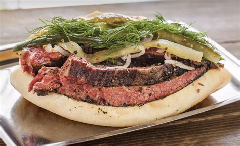 pastrami szendvics