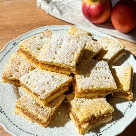 frissen sült almás-sütőtökös pite