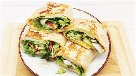 Diétás tortilla tekercs töltelékkel