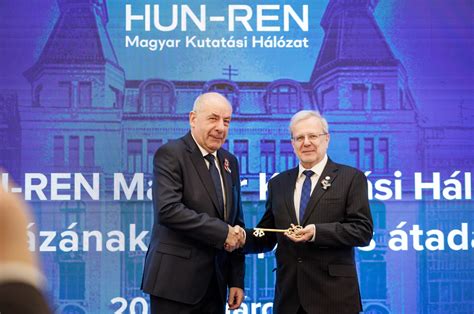 Együttműködés és segítségnyújtás szimbóluma