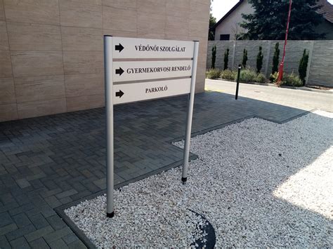 Információs tábla allergén jelölésekkel