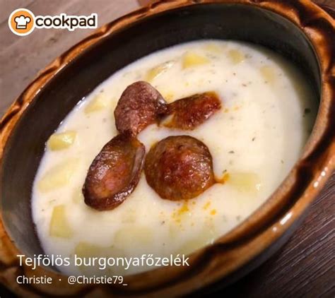 Tejfölös burgonyafőzelék tükörtojással
