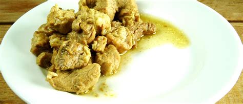 Fokhagymás aprópecsenye csíkos krumplival