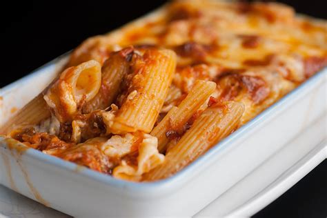 Tíz komplett menü ötlet, benne vegetáriánus és húsos ételekkel, a darált húsos penne mellett.