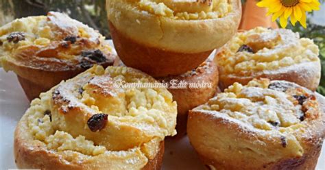 Túrós muffinok formában