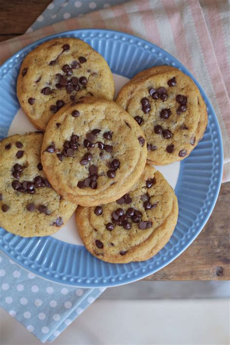 Chewy csokis cookie textúrája