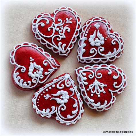 esküvői mézeskalács szívek