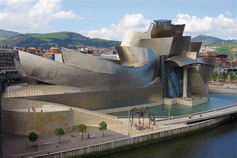 Bilbao: Guggenheim Múzeum épülete