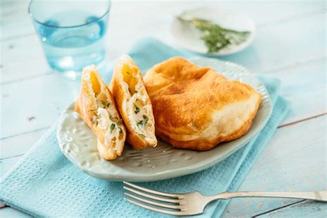 Töltött lángos formázása