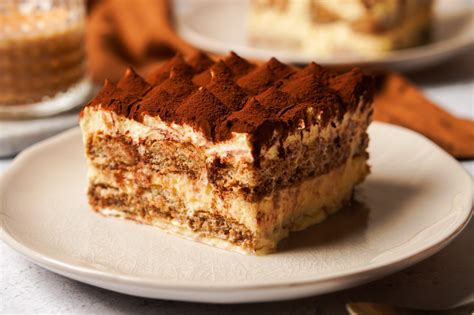 klasszikus tiramisu réteges tálalásban